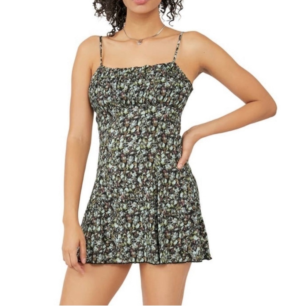 Free People Jamie Floral Print Mini dress Women's Small‎ Boho Girly Babydoll